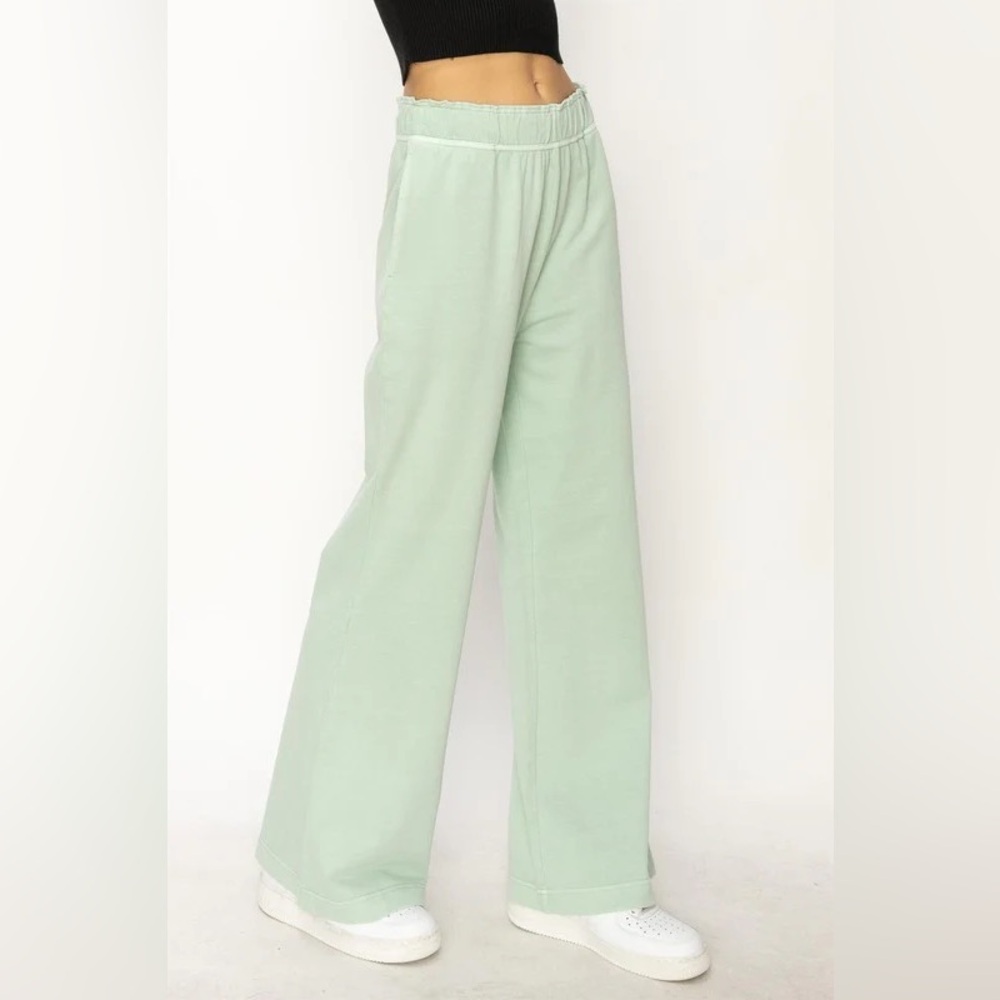 247B-SAGE. Elastic Waist High Rise Flared Pant